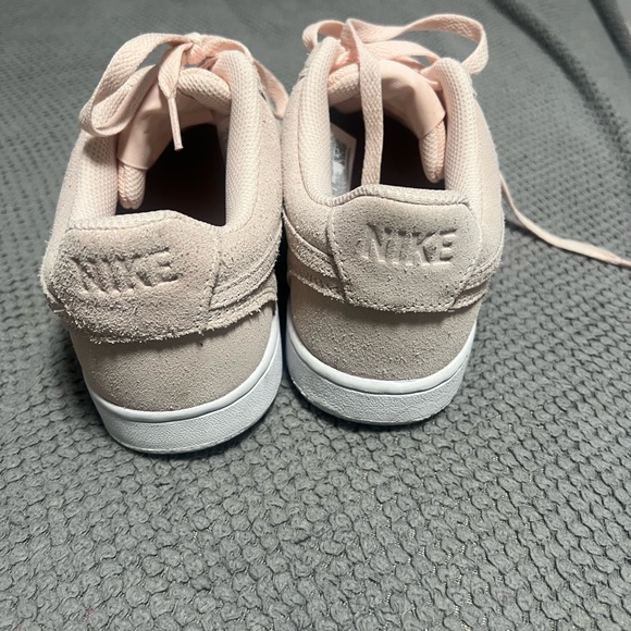 Women's Pink Nikes - Picture 2 of 3